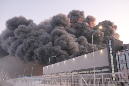 Пожар на складе Wildberries в Шушарах