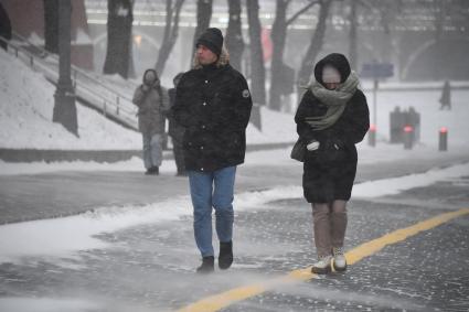 Снегопад в Москве