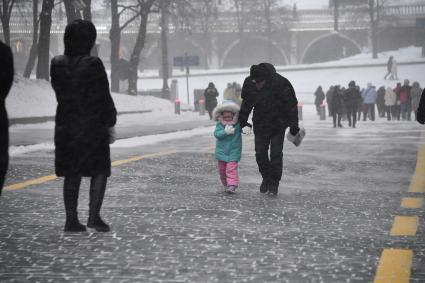 Снегопад в Москве