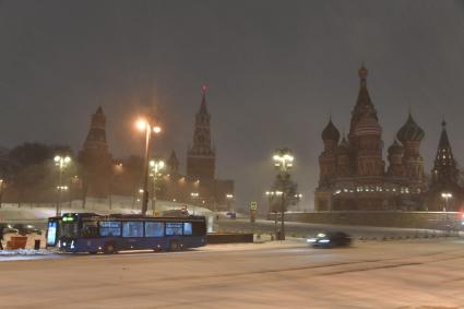 Сильный снегопад в Москве