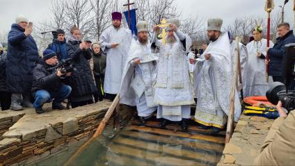 Крещенские купания в Луганске