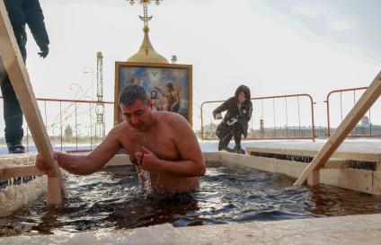 Крещенские купания в Санкт-Петербурге