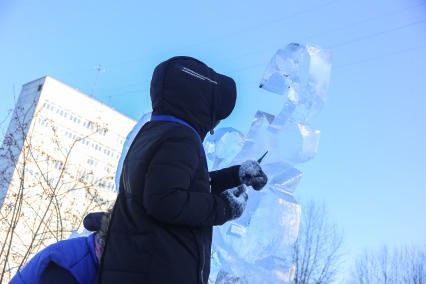 Конкурс ледовых скульптур `Волшебный лед Сибири` в Красноярске