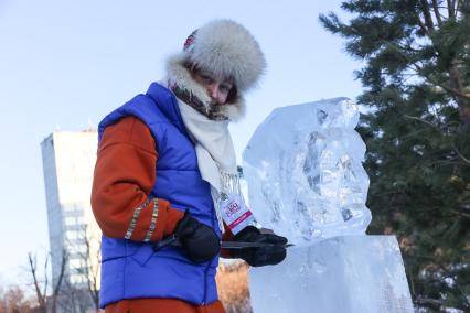 Конкурс ледовых скульптур `Волшебный лед Сибири` в Красноярске