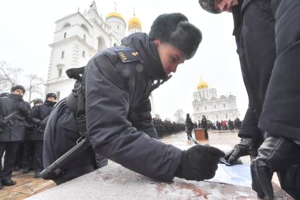 Принятие присяги военнослужащими Президентского полка России