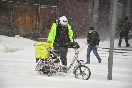 Снегопад в Москве