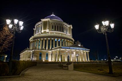 Виды вечернего Грозного