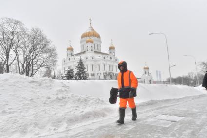 Последствия сильного снегопада в Москве