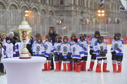 Открытие турнира Кубка патриарха по хоккею с мячом на Красной площади
