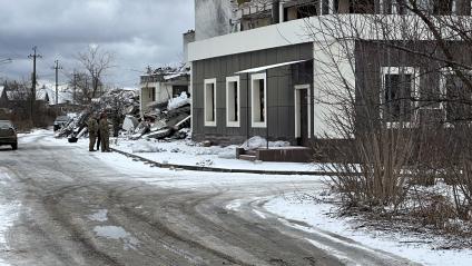 Последствия обстрела ВСУ пекарни в Лисичанске