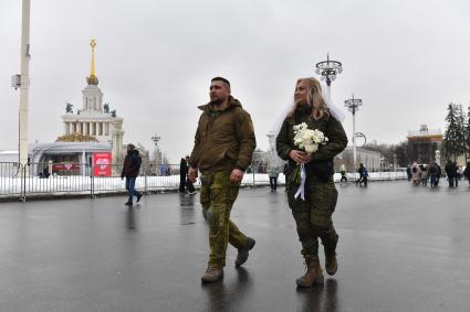 Торжественная свадебная церемония участников СВО к годовщине начала специальной военной операции