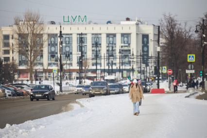 Виды центральной улицы Перми