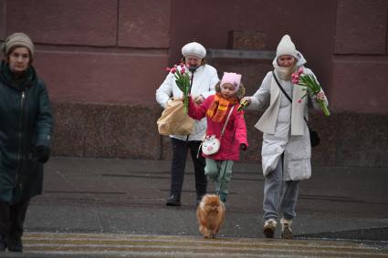 Поздравление женщин с праздником 8 марта в Москве