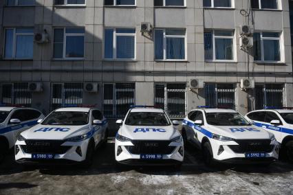 Передача 29 новых служебных автомобилей для ГИБДД в Екатеринбурге
