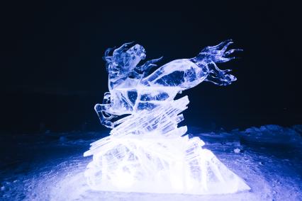 Фестиваль ледовых скульптур `Olkhon Ice Park`