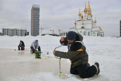 Соревнования по зимней рыбалке  в Академическом районе Екатеринбурга