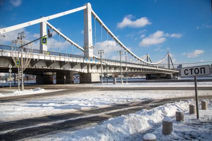 Крымский мост в Москве