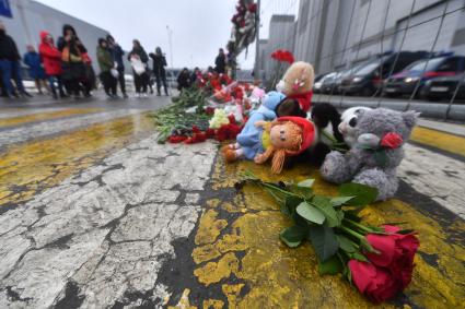 Акция памяти жертв теракта в подмосковном \"Крокус Сити Холле\"