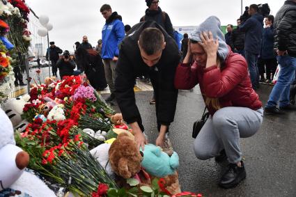 Акция памяти жертв теракта в подмосковном \"Крокус Сити Холле\"