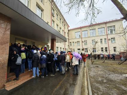 Очередь в Центр крови имени О.К.Гаврилова в Москве