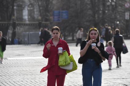 Теплая погода в Москве