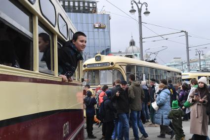 Парад ретротрамваев в Москве