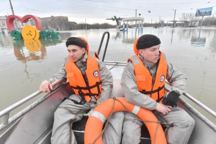 Последствия прорыва дамбы в Орске