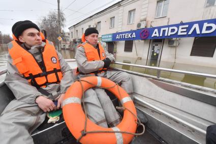 Последствия прорыва дамбы в Орске