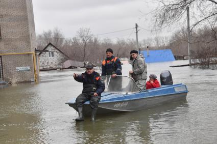 Последствия прорыва дамбы в Орске