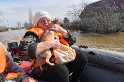 Последствия прорыва дамбы в Орске