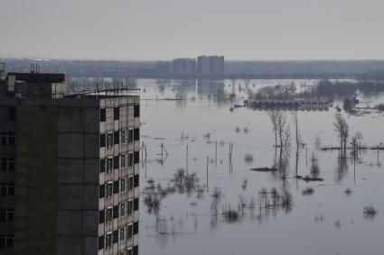 Половодье в Оренбурге в районе ЖК Дубки\"