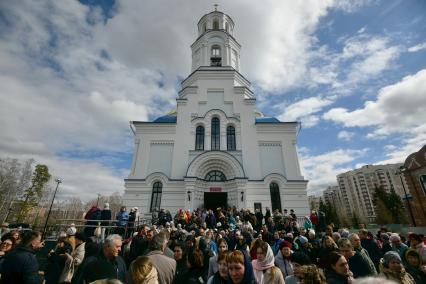 Похороны оперного певца Евгения Кунгурова в его родном городе Заречный