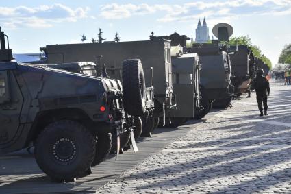 Выставка трофейной техники на Поклонной горе в Москве