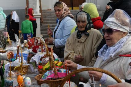 Освящение пасхальных куличей и яиц