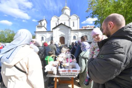 Освящение пасхальных куличей и яиц