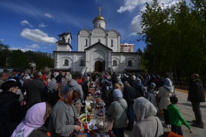 Освящение пасхальных куличей и яиц