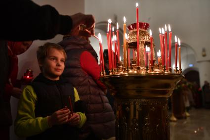 Пасхальная служба в Храме Успения Пресвятой Богородицы в Матвеевском