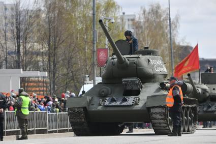 Парад исторической техники в День Победв в Верхней Пышме