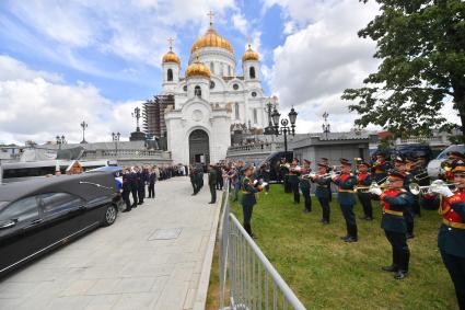 Прощание с депутатом Госдумы Артуром Чилингаровым