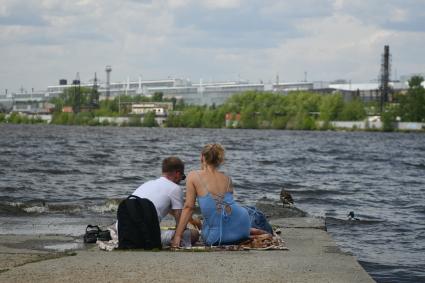 Первые теплые летние дни в Екатеринбурге