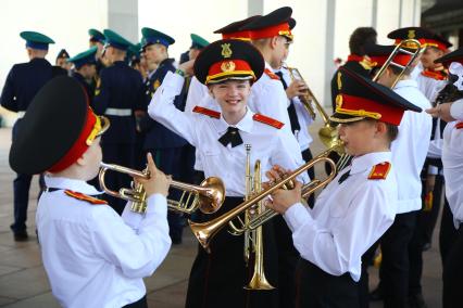 Парад кадетского движения Не прервется связь поколений\"