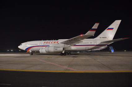 Самолет Ил-96-300