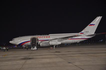 Самолет Ил-96-300