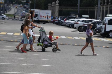 Жаркая погода в Москве