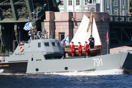 Празднование Дня ВМФ в Санкт-Петербурге