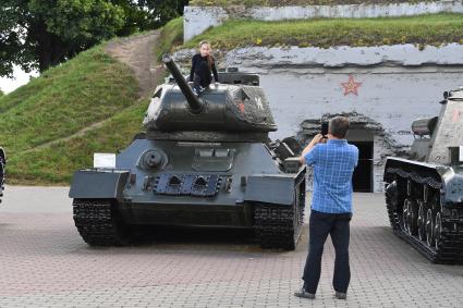 Пресс-тур для представителей российских, белорусских и союзных СМИ \"83-я годовщина начала ВОВ. День памяти и скорби в Брестской крепости\". Брест.