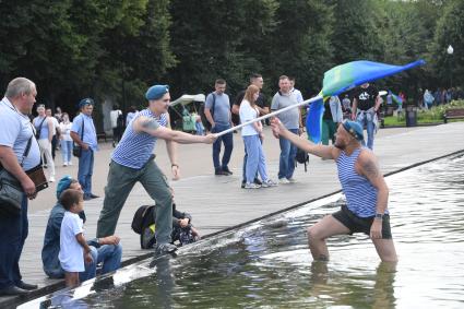 Празднование Дня ВДВ в Москве