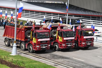 Технический запуск станции метро `Потапово` и открытие участка дороги `Солнцево-Бутово-Варшавское`