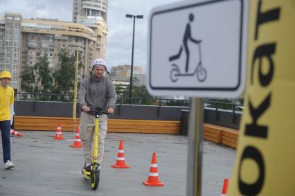 Школа  безопасного вождения электросамокатов