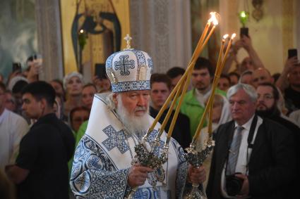 Патриарх Кирилл совершил Божественную литургию в храме Сретенского монастыря